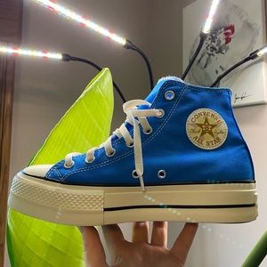 Chuck Taylor converse lift platform blue hero